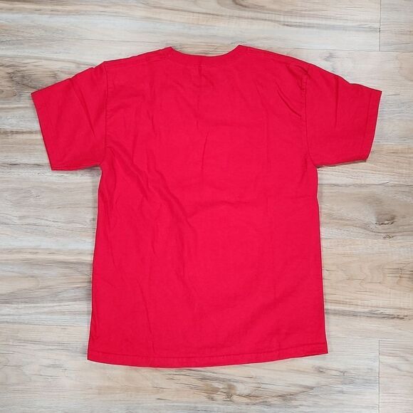 🧡Despicable Me Red Minion Tshirt Medium - Picture 2 of 8